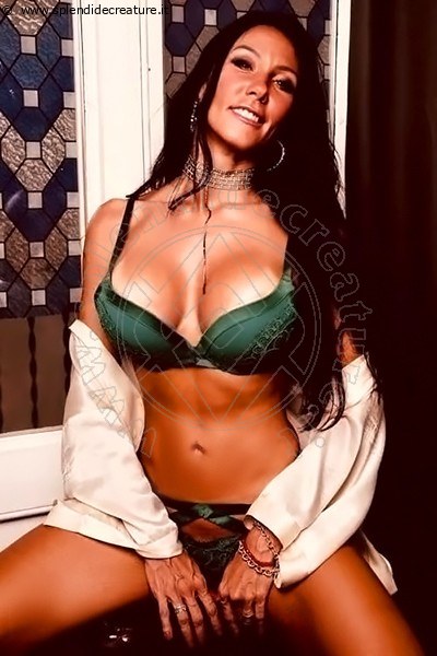 Foto Darcey  Annunci Escort 3272719957